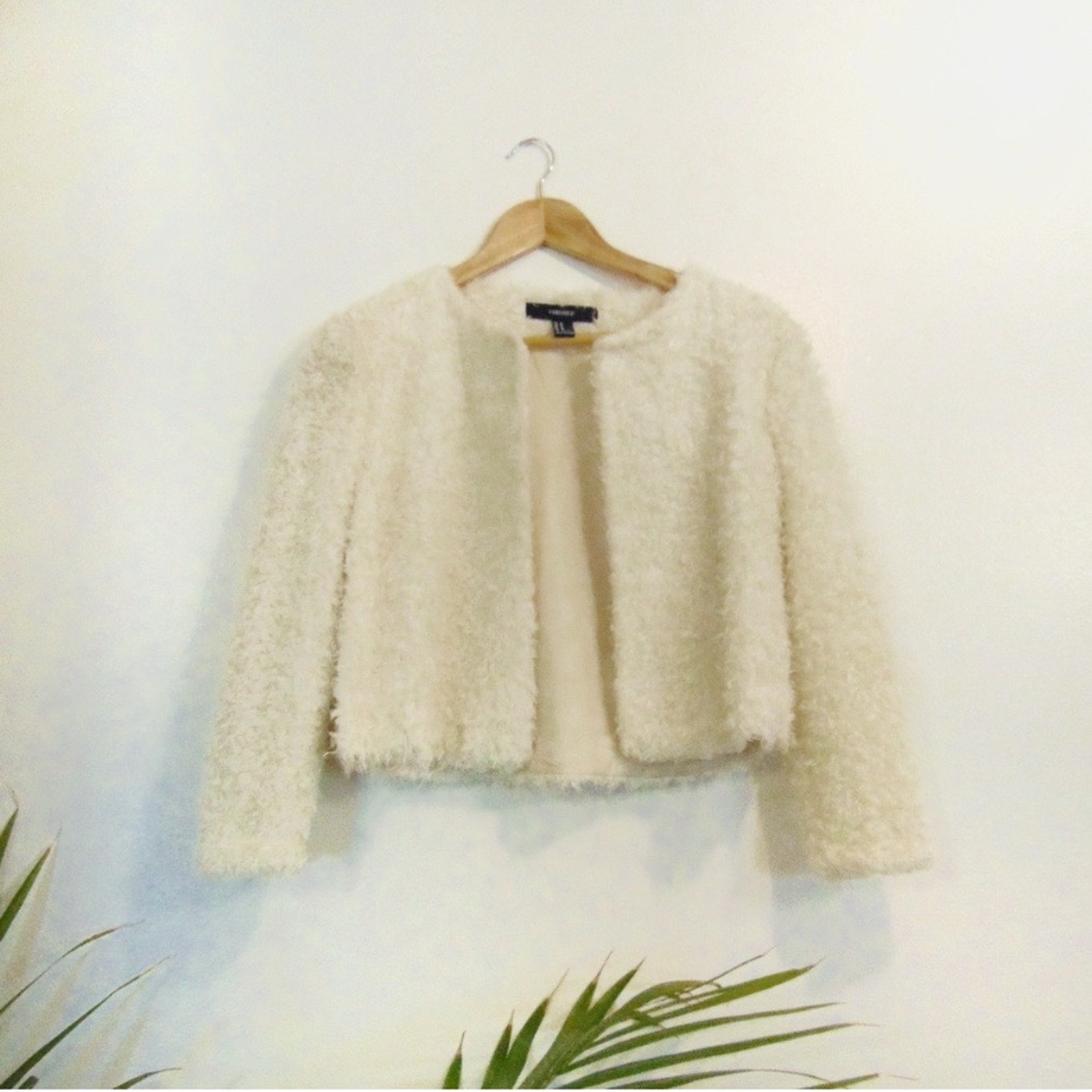 FOREVER 21 Fuzzy White Jacket